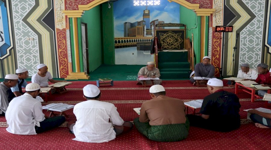 Pembinaan Kerohanian Terus Berjalan melalui Tadarus Al-Qur’an di Lapas Batulicin