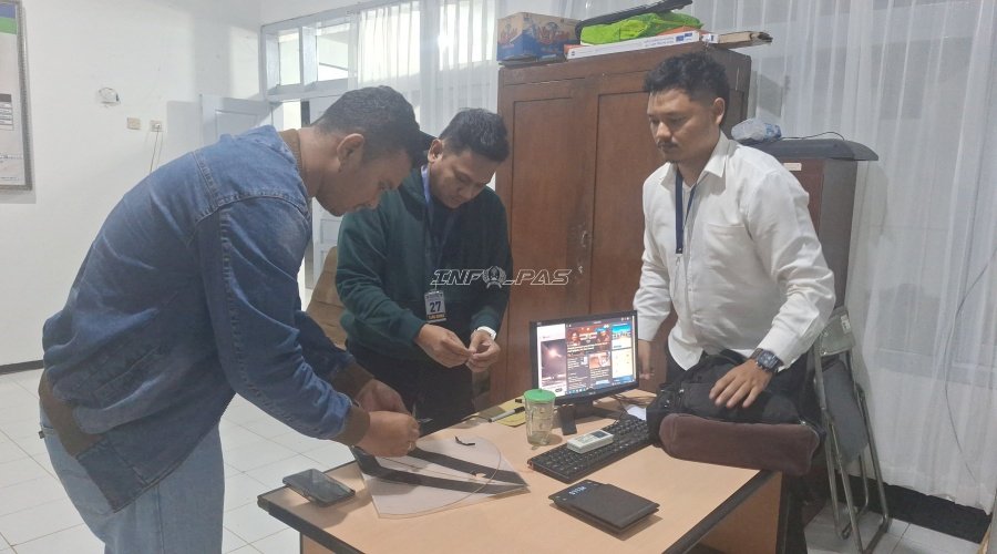 Petugas Lapas Kuningan Gagalkan Upaya Penyelundupan Sabu melalui Modus Layangan