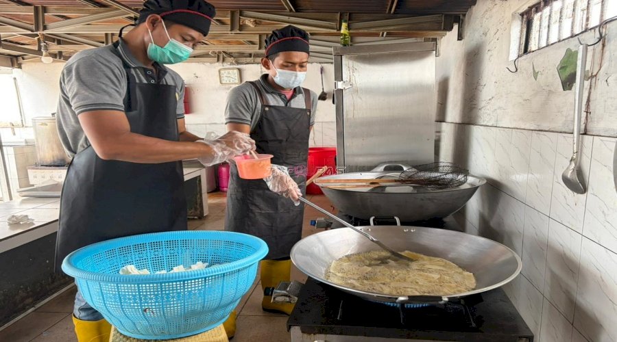 Tinggi Peminat, Rutan Rantau Tingkatkan Produksi Keripik Singkong RuRa