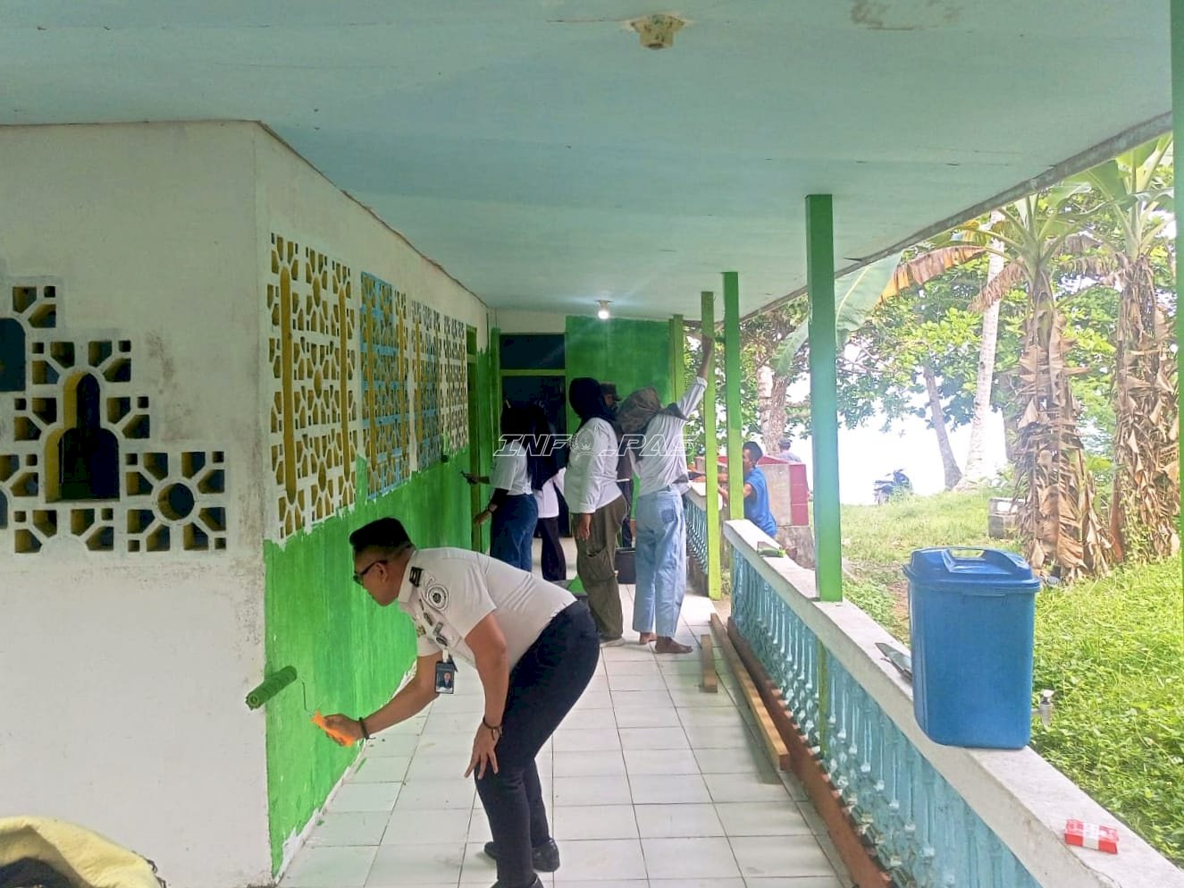 Sambut 1 Muharam 1448 H, Lapas Wahai bersama KUA dan MTsN 3 Maluku Tengah Renovasi Masjid