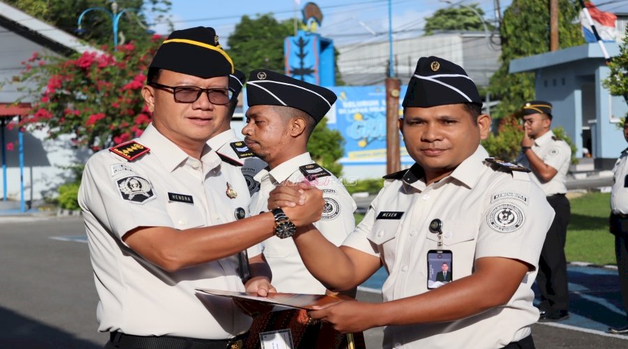 Lapas Ambon Apresiasi Dedikasi, Tiga Petugas Terima Penghargaan Teladan Periode Maret–Mei