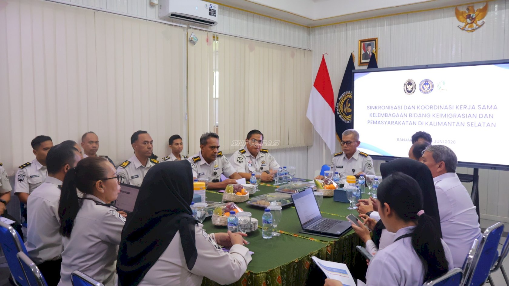 Kanwil Ditjenpas Kalsel Terima Kunjungan Kemenko Kumham Imipas, Bahas Penguatan Bapas dan Implementasi KUHP Baru