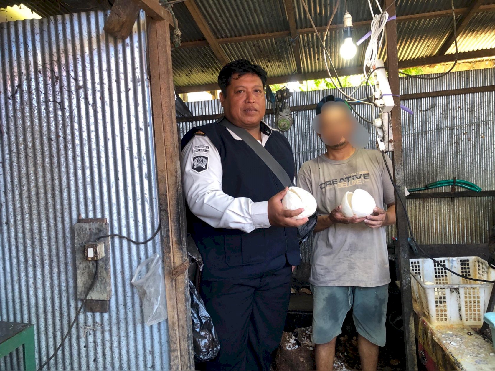 Kisah ADR, Mantan Klien Bapas Amuntai yang Sukses Jalankan Usaha Kelapa Parut