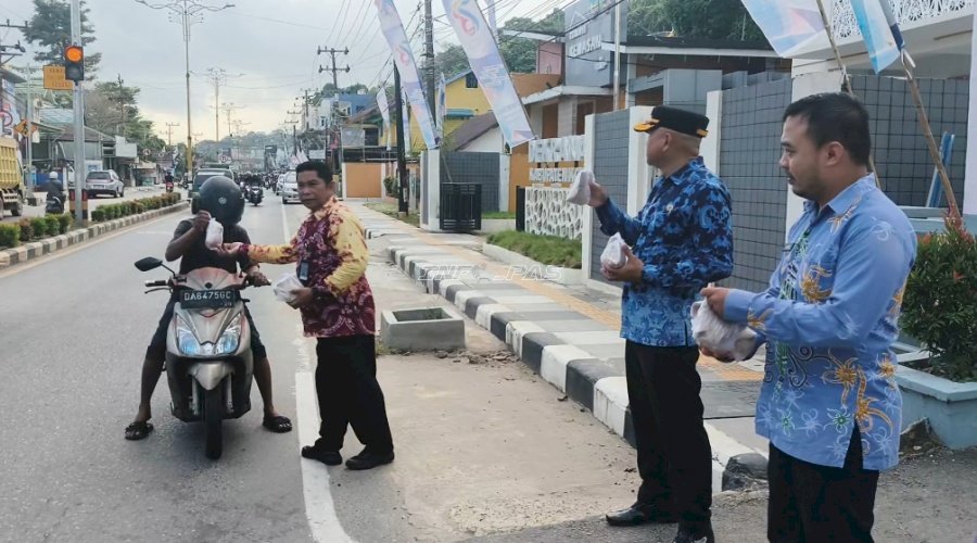 Kepedulian Lapas Kotabaru Hadirkan Senyum bagi Masyarakat melalui Jumat Berkah