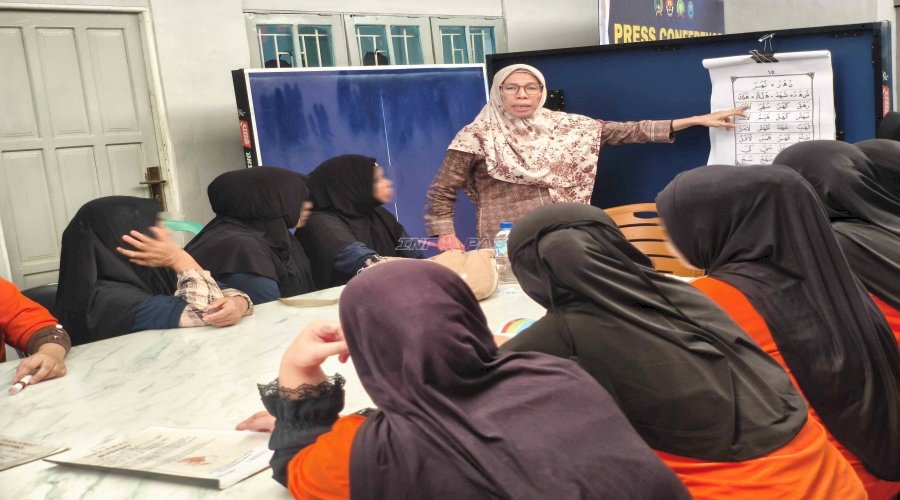 Warga Binaan Perempuan Lapas Amuntai Perdalam Bacaan Al-Qur'an