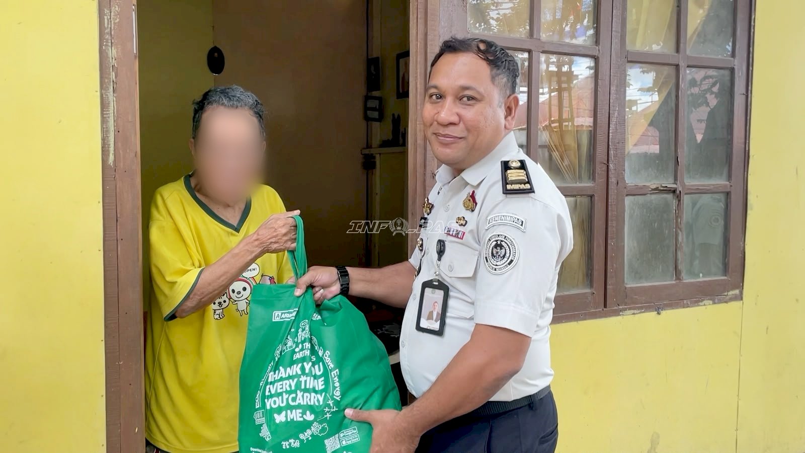 Rutan Ambon Salurkan Bantuan Sosial bagi Warga Sekitar