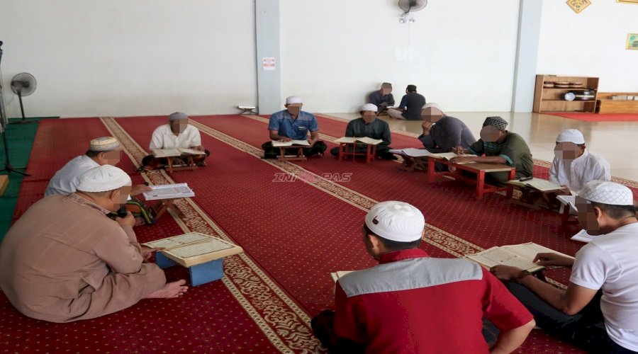 Tadarus Al-Qur'an Jadi Jalan Pembinaan Rohani Warga Binaan Lapas Batulicin