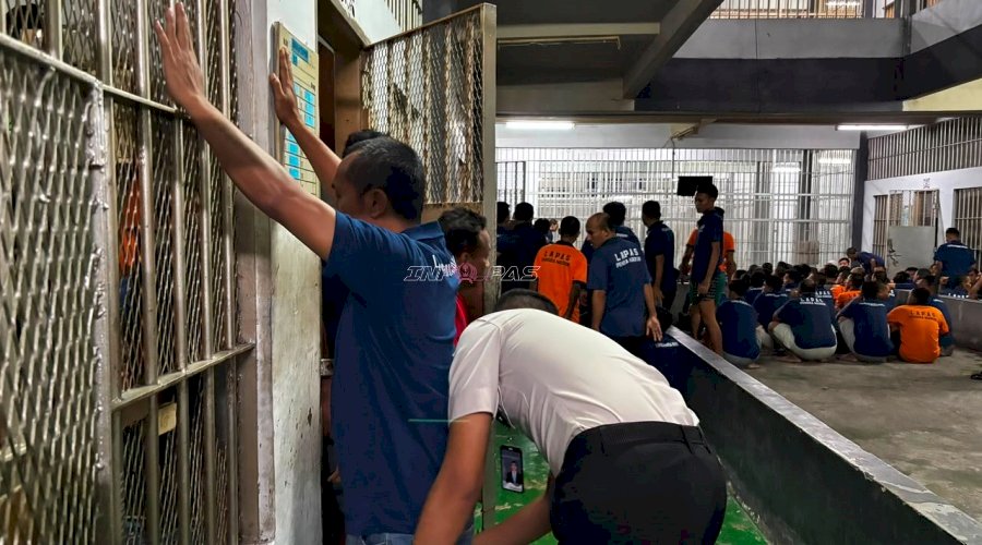 Teguhkan Komitmen Zero Halinar, Lapas Pemuda Madiun Kembali Razia Blok Hunian