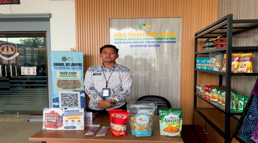 Dipamerkan di Gerai Karya Lounge Imigrasi, Produk Warga Binaan Lapas Narkotika Karang Intan Diminati Pengunjung