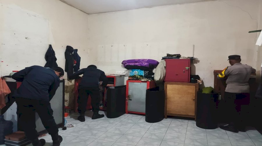 Lapas Wahai dan Polsek Gelar Razia Gabungan Kamar Hunian Warga Binaan