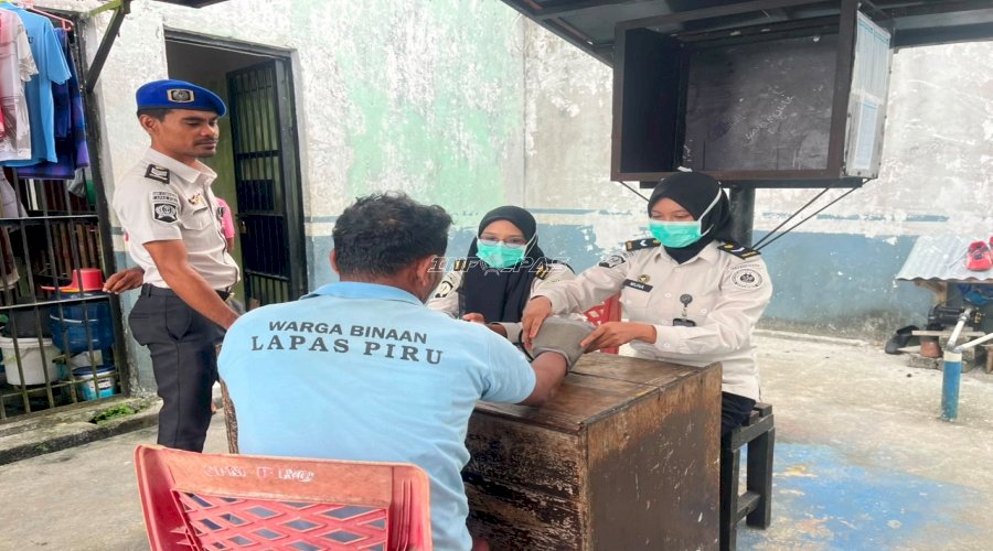 Razia dan Layanan Kesehatan Terpadu, Lapas Piru Perkuat Keamanan dan Pemenuhan Hak Warga Binaan