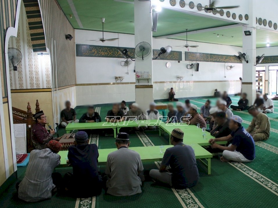 Kajian Islam di Lapas Banjarmasin Tanamkan Nilai Keikhlasan kepada Warga Binaan