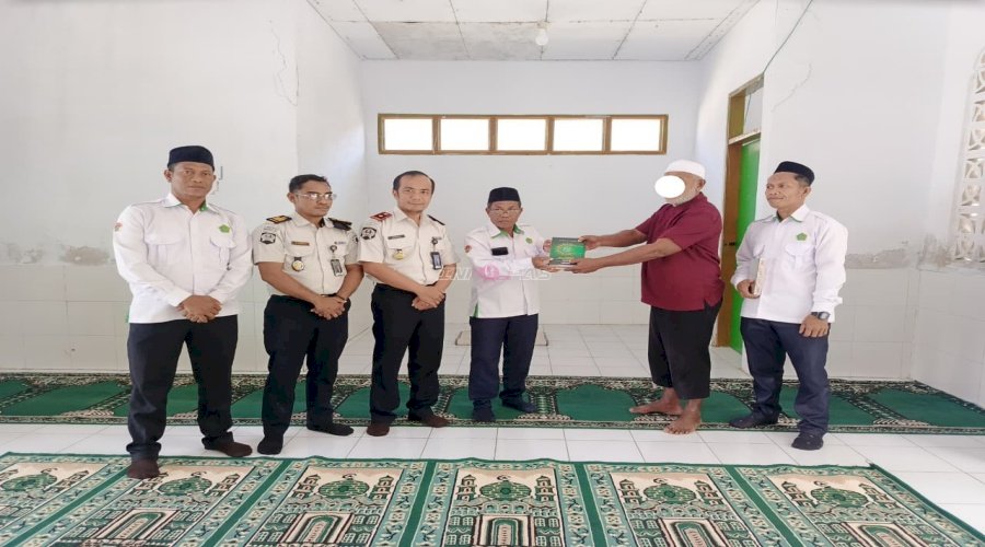 Perkuat Pembinaan Kepribadian Warga Binaan, Lapas Geser Terima Kunjungan dan Wakaf Al-Qur'an dari KUA Seram Timur