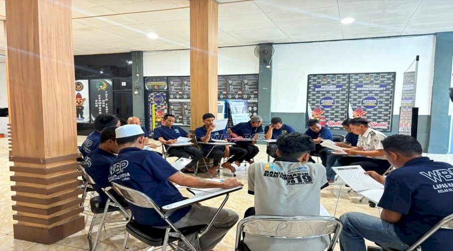 Dukung Pembinaan Berbasis Pendidikan, Lapas Narkotika Karang Intan Laksanakan Program Paket C bagi 16 Warga Binaan