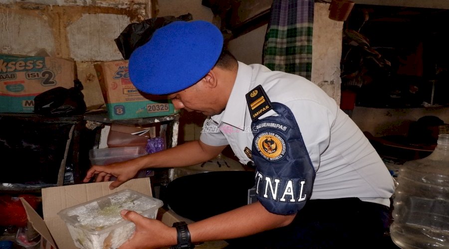 Pengawasan Maksimal, Lapas Mojokerto Deteksi Dini Gangguan Kamtib lewat Razia Rutin