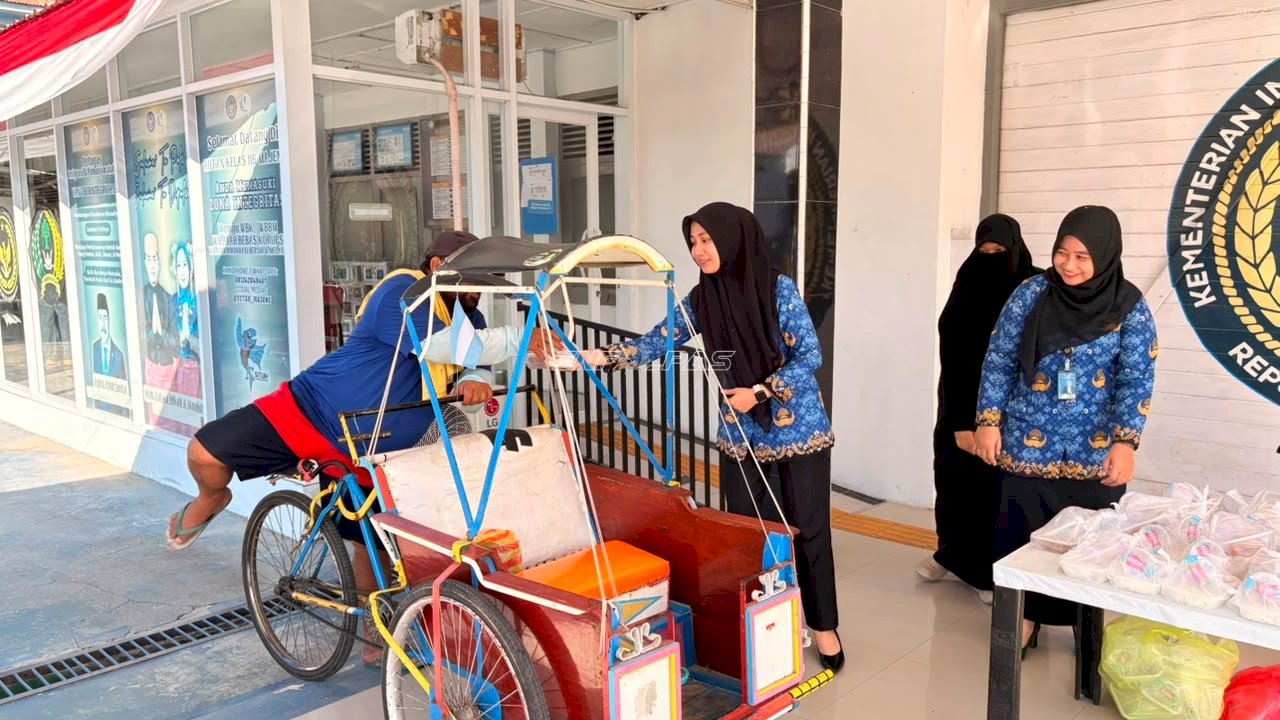 Rutan Majene Salurkan Bantuan Sosial Dukung Program Aksi Kemenimipas