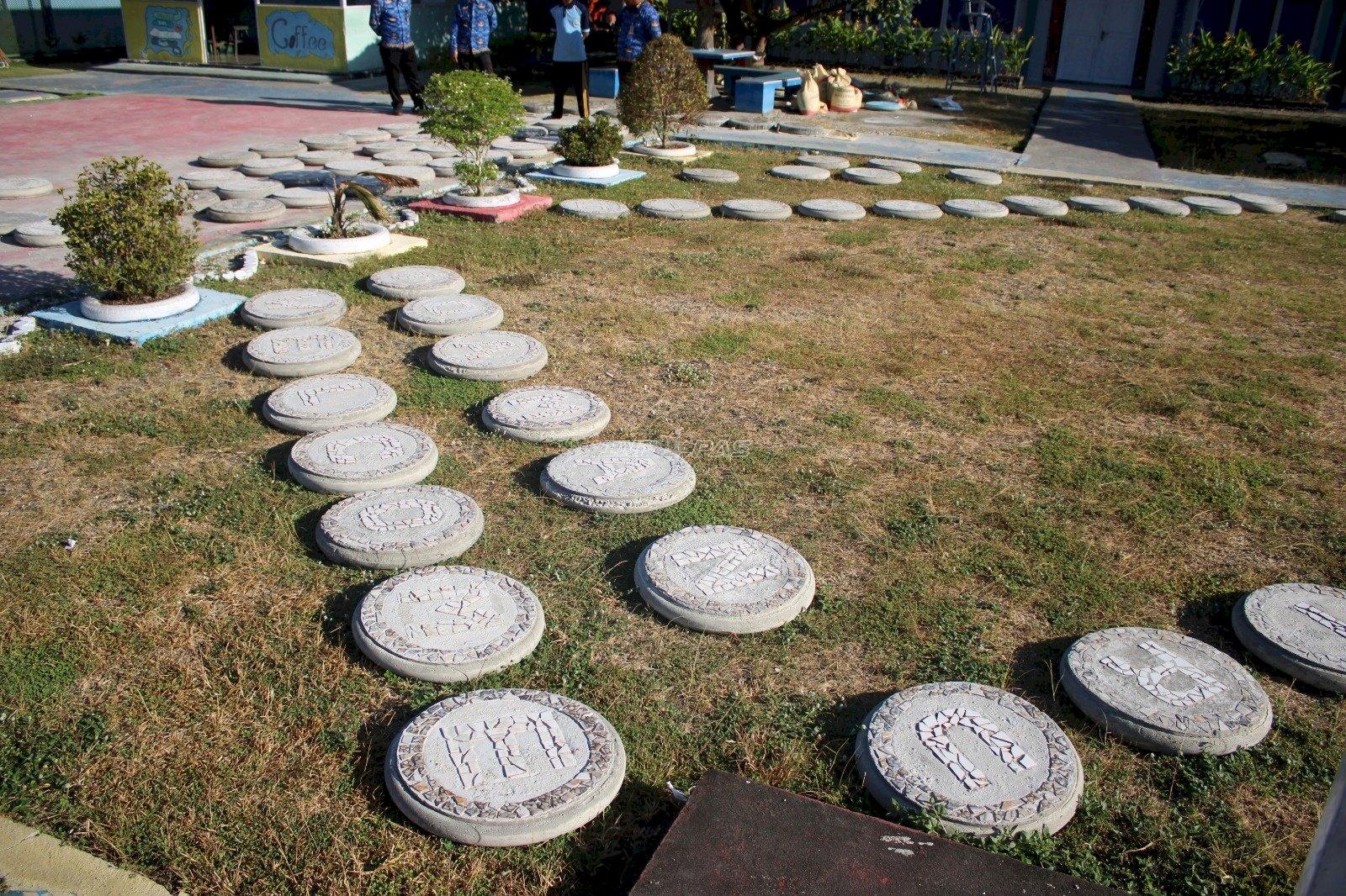Lapas Piru Kembangkan Stepping Stones Bernilai Ekonomi dari Limbah 