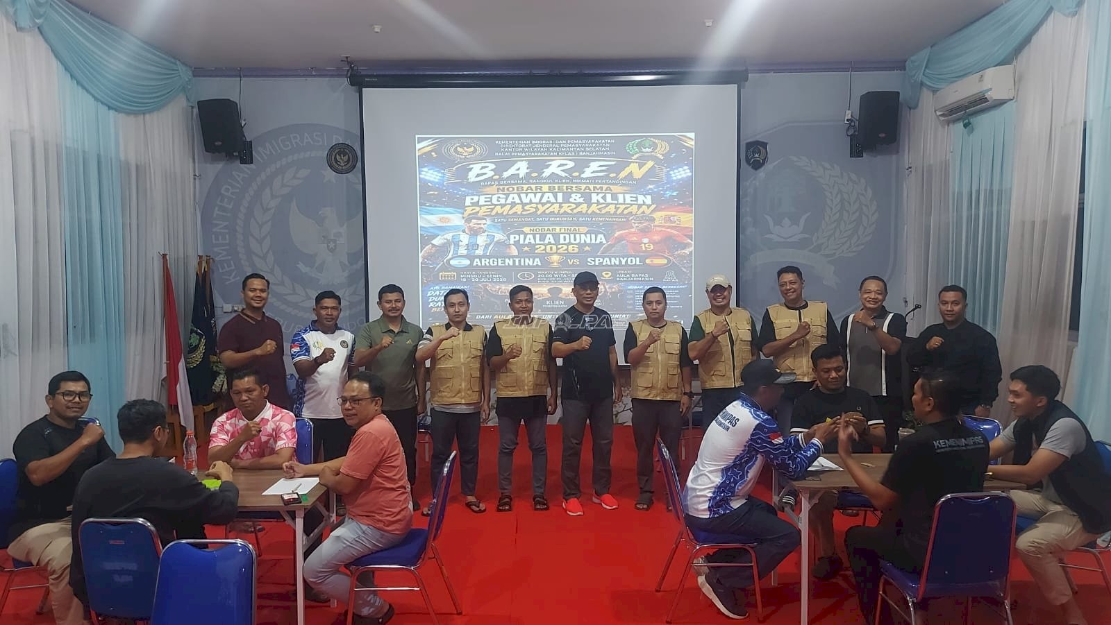 Bapas Banjarmasin Rangkul Klien lewat Kegiatan Baren dan Nobar Piala Dunia