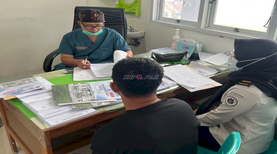 Komitmen Pemenuhan Hak Kesehatan, Lapas Luwuk Rujuk Warga Binaan Kontrol ke Poli Bedah