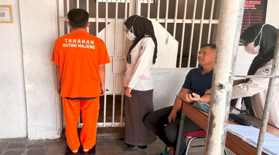 Pemenuhan Hak Kesehatan, Tenaga Kesehatan Rutan Majene Gelar Layanan SIAMASEI di Blok Hunian