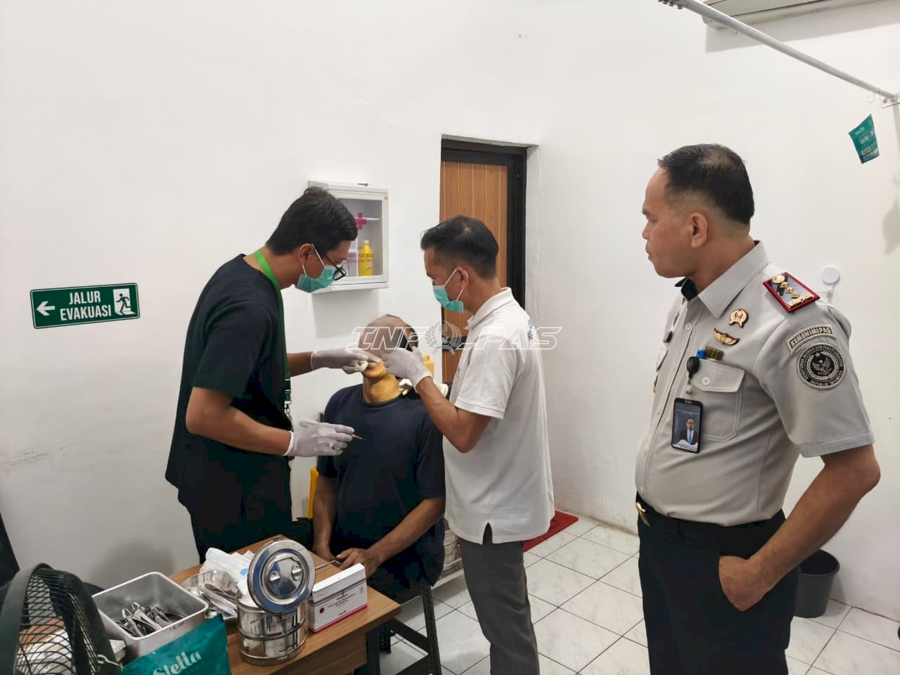 Lapas Narkotika Pangkalpinang Fasilitasi Pemeriksaan Gigi bagi 16 Warga Binaan