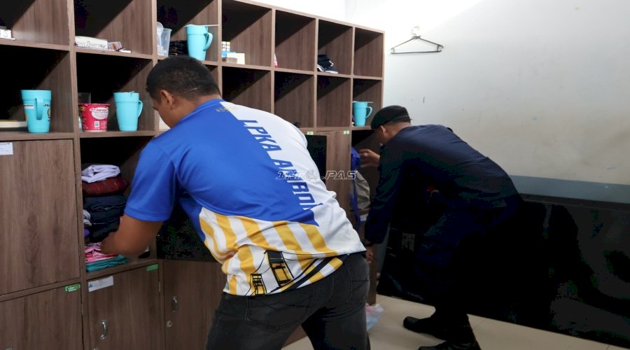 Razia Rutin LPKA Ambon Perkuat Deteksi Dini Gangguan Kamtib 