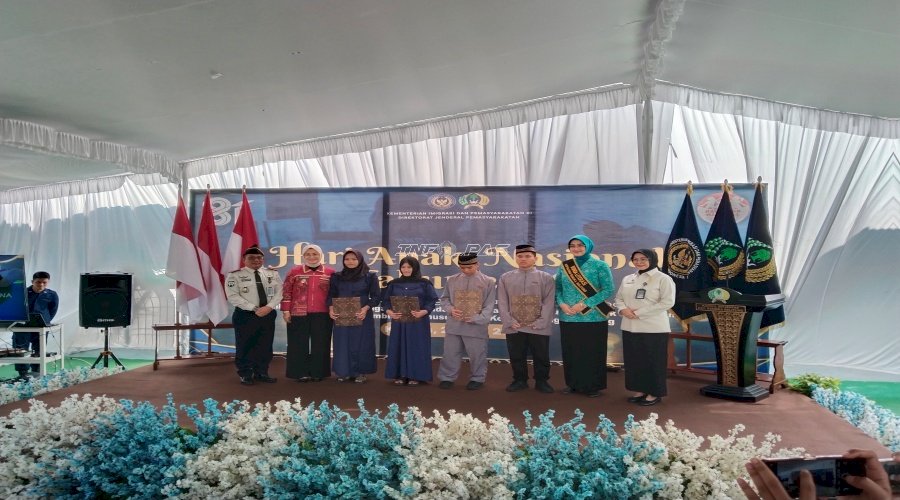 Kado HAN 2026, Kakanwil Ditjenpas Kep. Babel Serahkan PMP bagi Anak Binaan LPKA Pangkalpinang