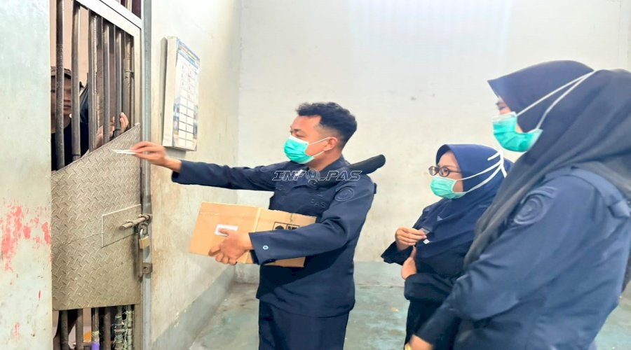 Hadir Lebih Dekat, Klinik Pratama Lapas Narkotika Karang Intan Jemput Bola Layani Warga Binaan