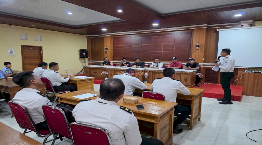 Bapas Denpasar Optimalkan Sinergi Reintegrasi Sosial melalui Sosialisasi Kelayan Binter dan FORIS di Desa Bakbakan
