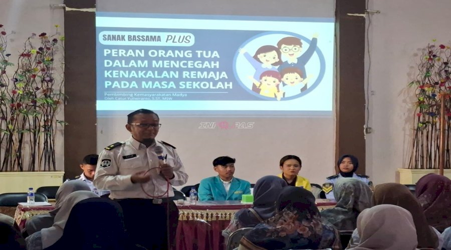 Bapas Semarang Perkuat Peran Keluarga melalui SANAK BASSAMA Plus di SMA Negeri 8 Semarang