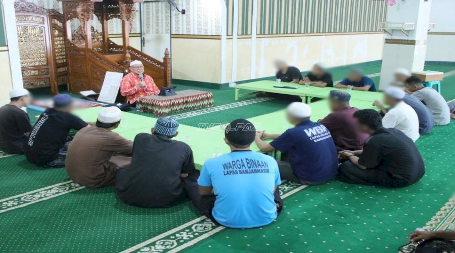 Warga Binaan Lapas Banjarmasin Perdalam Tata Cara Ibadah Umrah bersama Kemenag Kota Banjarmasin