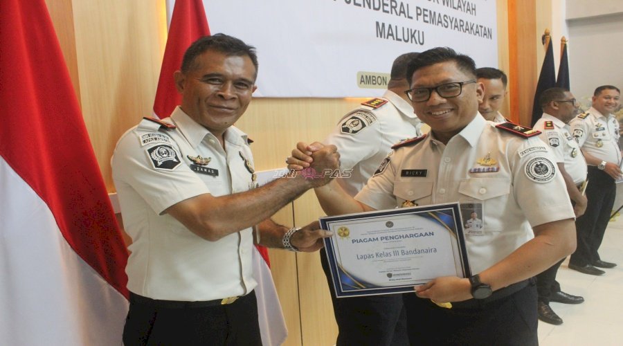 Lapas Bandanaira Raih Dua Penghargaan pada Anev Kinerja Kanwil Ditjenpas Maluku
