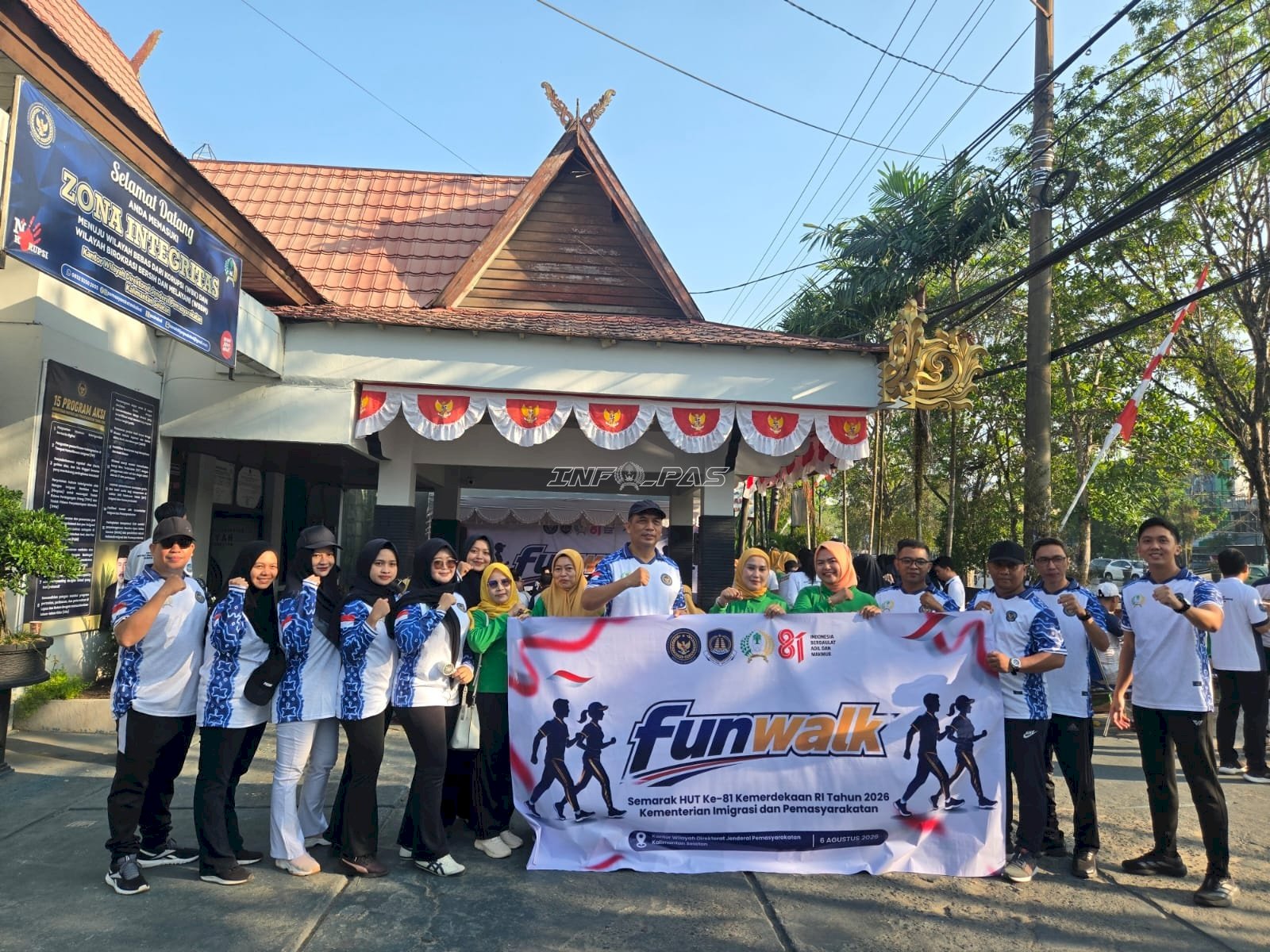 Bapas Banjarmasin Ikuti Fun Walk Semarakkan HUT Ke-81 RI