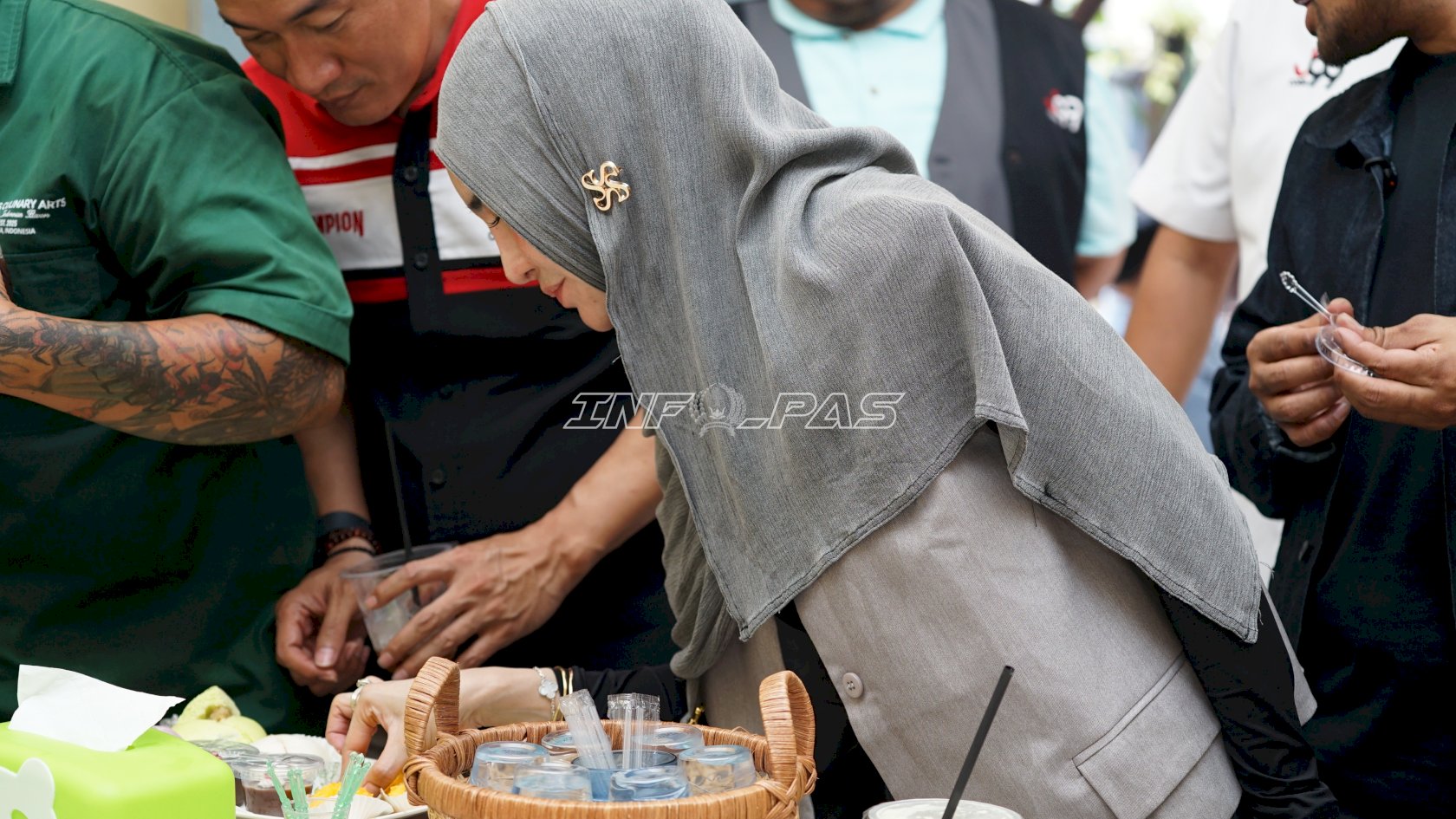 Haru di Lapas Perempuan Malang, Founder J99 Kembali Temui Warga Binaan dan Borong Karya Hasil Pembinaan