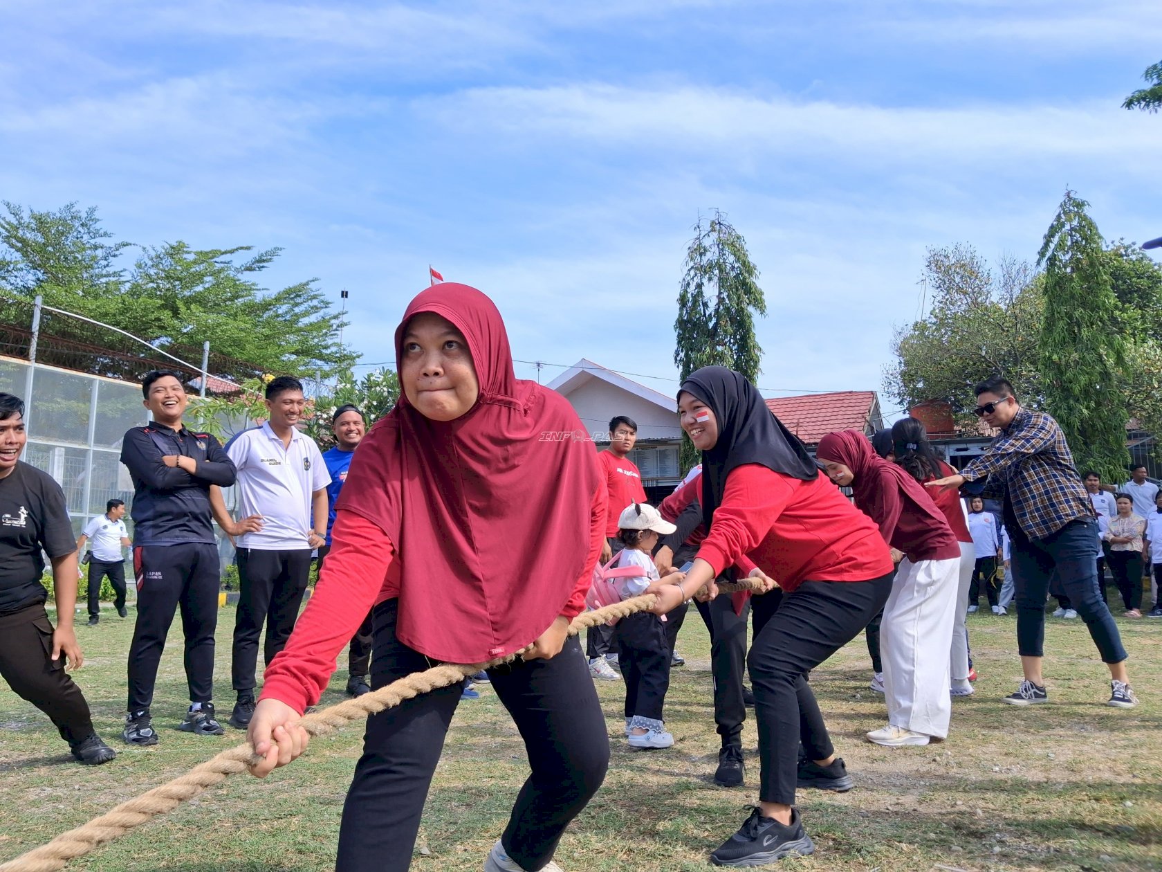 Kanwil Ditjenpas Sulteng Semarakkan HUT RI dengan Lomba Tradisional