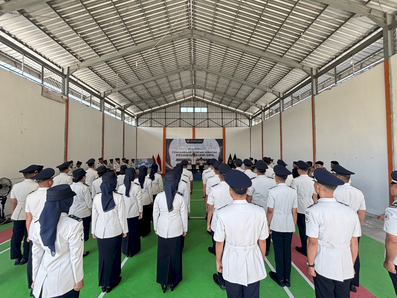 Lantik PNS, Kakanwil Ditjenpas Sulbar Ingatkan Jaga Amanah dan Integritas