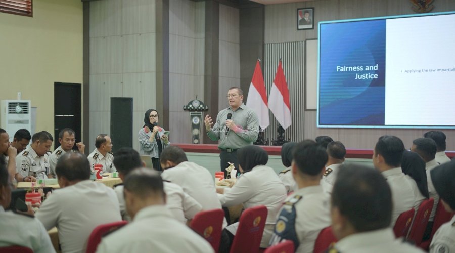 Dari Ruang Diskusi hingga Area Pembinaan, Lapas Kelas I Surabaya Sambut Kunjungan ICITAP