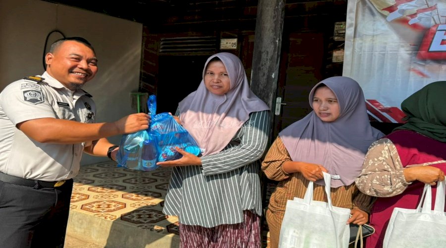 Lapas Narkotika Karang Intan Semarakkan HUT Ke-81 RI dengan Pemberian Sembako