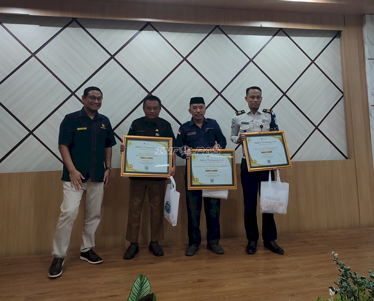 Bapas Luwuk Raih Peringkat 3 IKPA Terbaik Semester I 2026