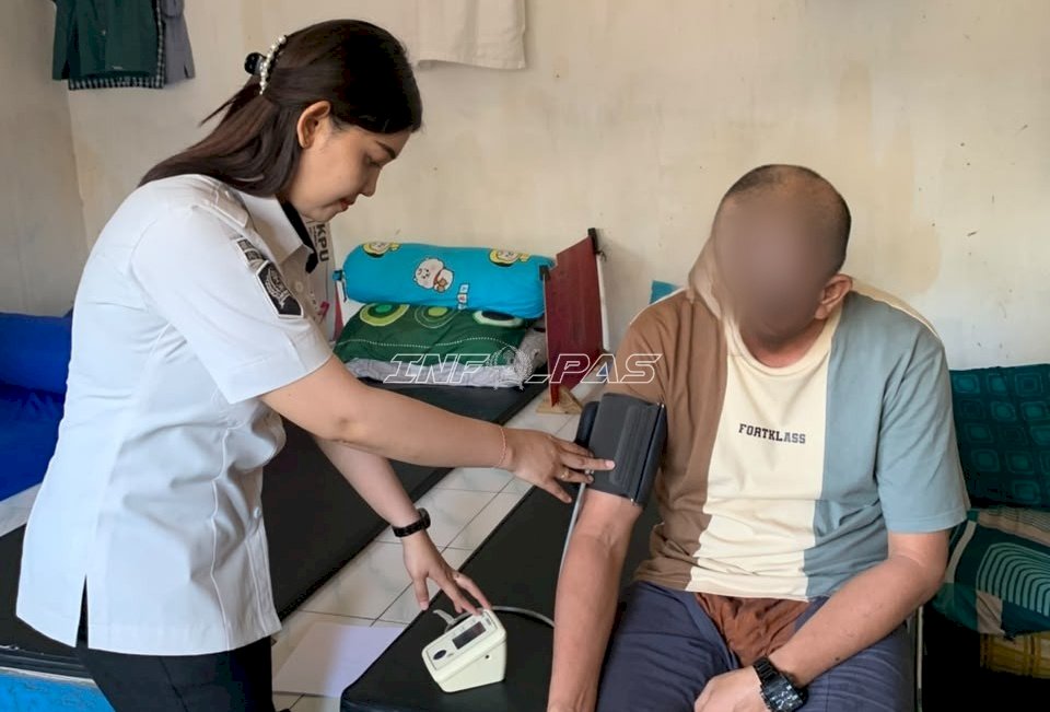 Petugas Lapas Tolitoli Turun ke Blok Hunian, Cek Kesehatan Warga Binaan