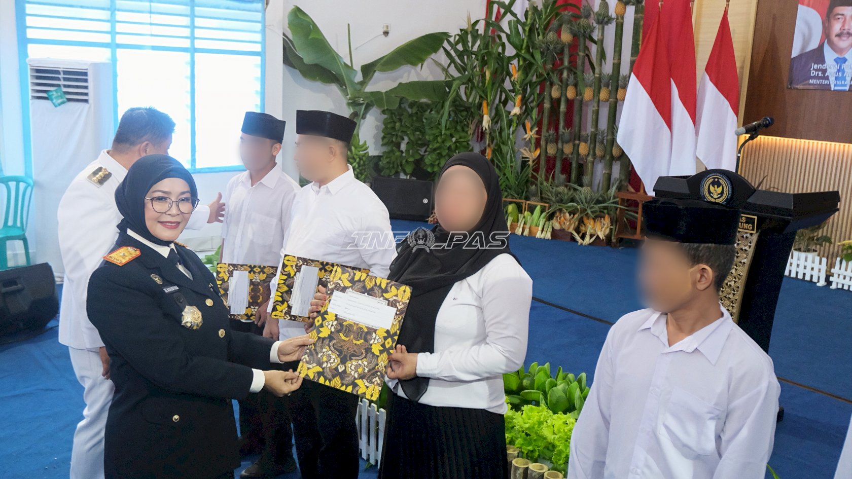 Kanwil Ditjenpas Babel Serahkan 1.806 Remisi dan PMP, 40 Warga Binaan Langsung Bebas