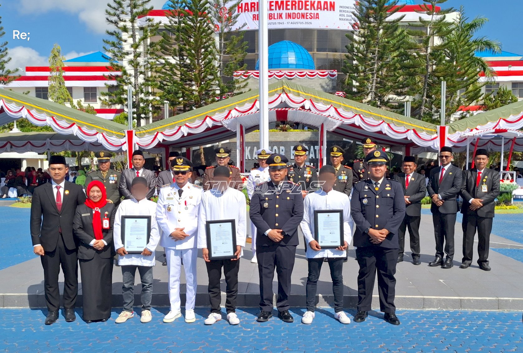 Lapas Batulicin Serahkan Remisi HUT Ke-81 RI di Kantor Bupati Tanah Bumbu