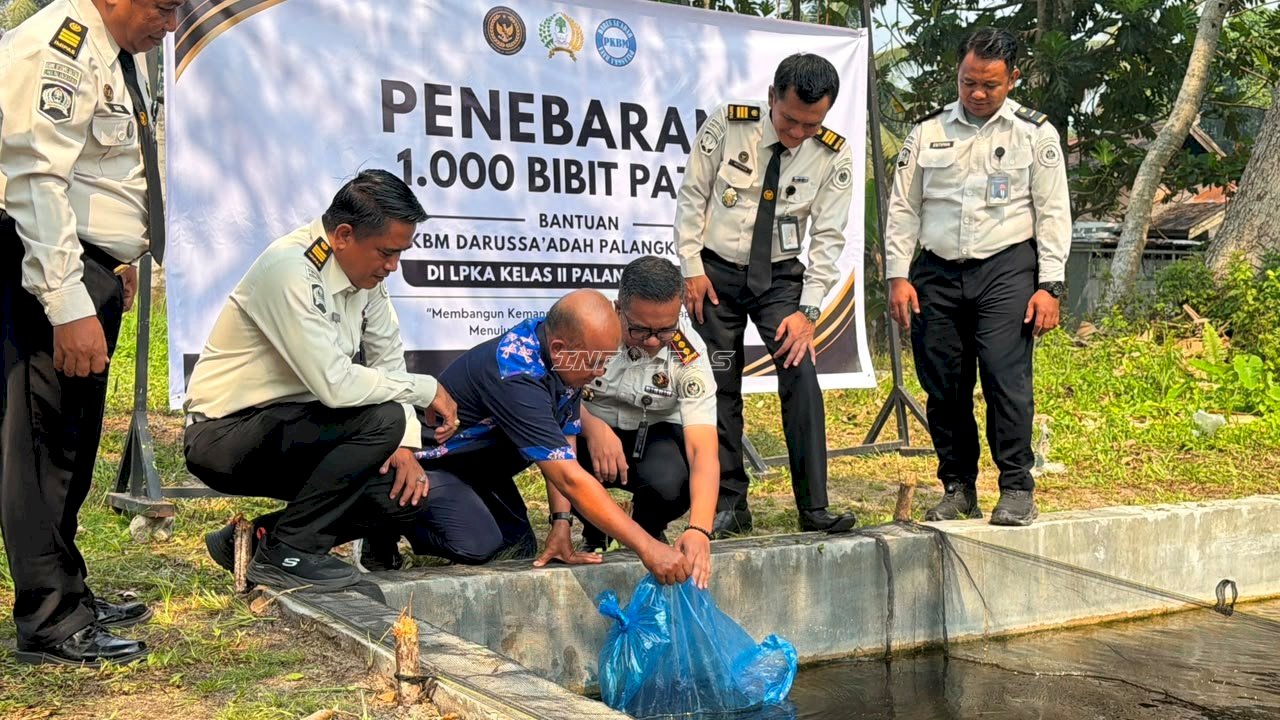 LPKA Palangka Raya Terima dan Tebar 1.000 Bibit Ikan Patin