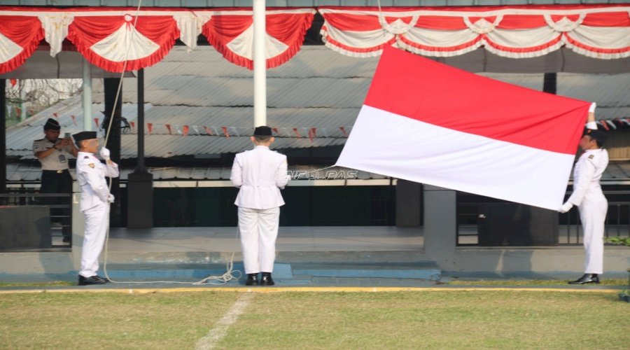 Nasionalisme Kembali Berkibar, Napiter Lapas Kelas I Cipinang Kibarkan Sang Saka Merah Putih