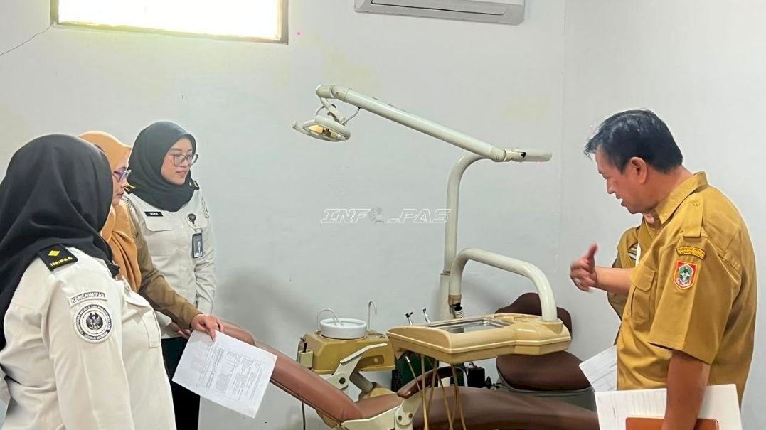 Visitasi Perizinan, Lapas Banjarmasin Pastikan Layanan Kesehatan Warga Binaan Sesuai Standar