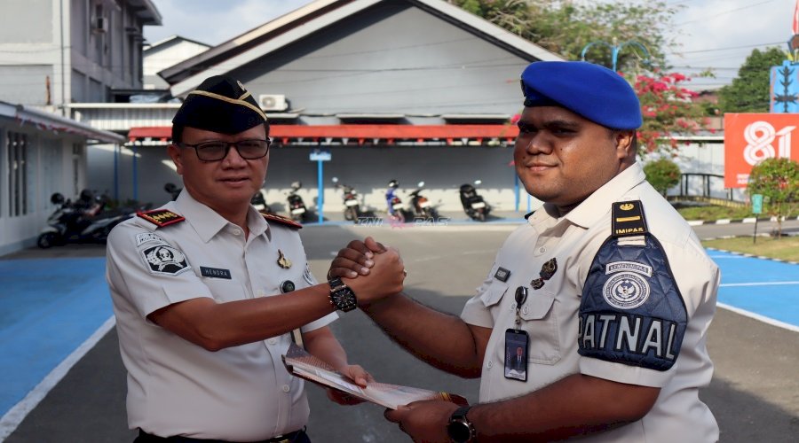 Lapas Ambon Beri Apresiasi, Hendry Margo Lawalata Terpilih Sebagai Petugas Teladan Juli 2026
