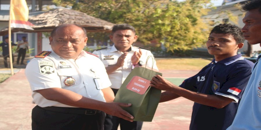 Lapas Piru Tutup Pekan Olahraga HUT Ke-81 RI, Pemenang Lomba Terima Apresiasi