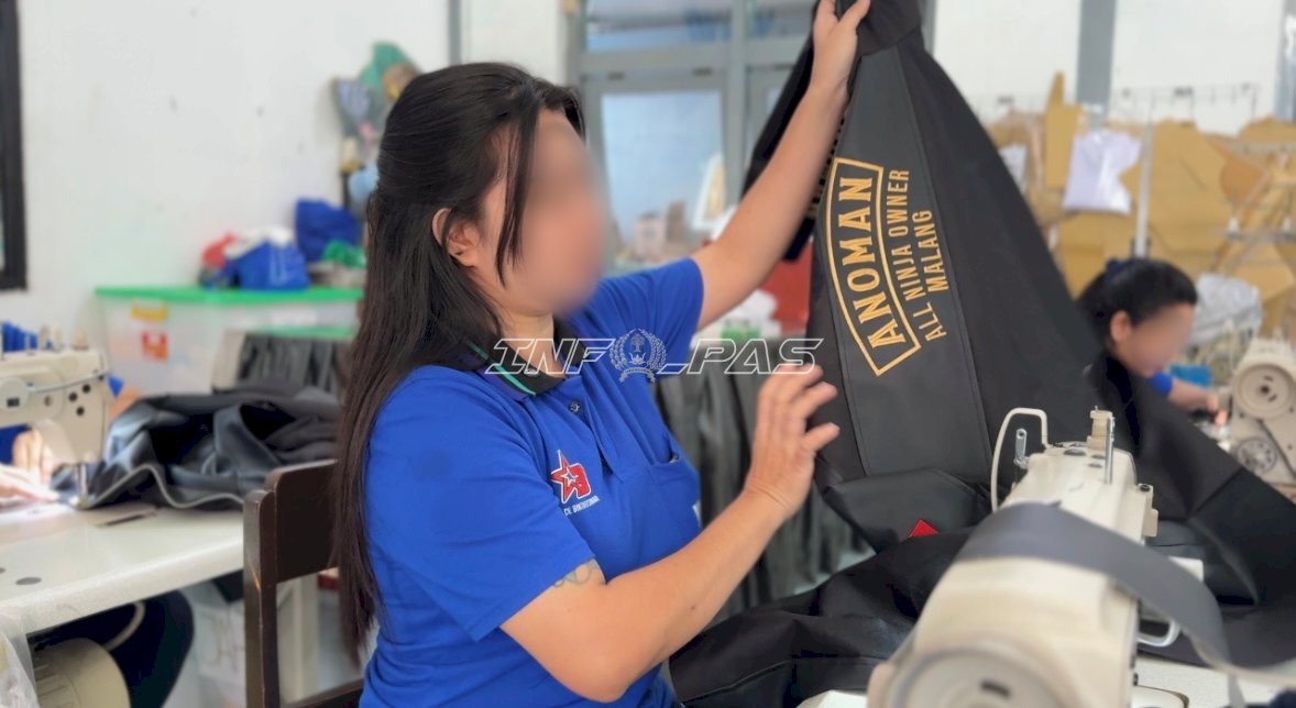 Enam Warga Binaan Lapas Perempuan Malang Rampungkan Pesanan 21 Jaket Motor