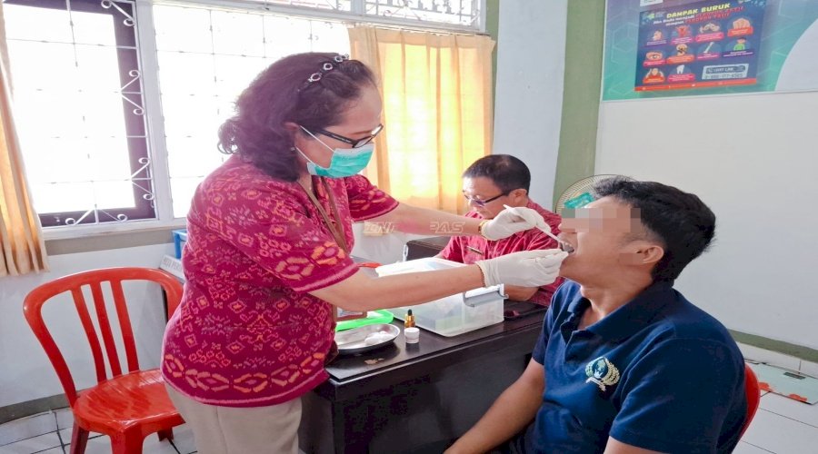 Dukung Optimalisasi Pembinaan, Lapas Tabanan Berikan Layanan Kesehatan Gigi Bagi Warga Binaan