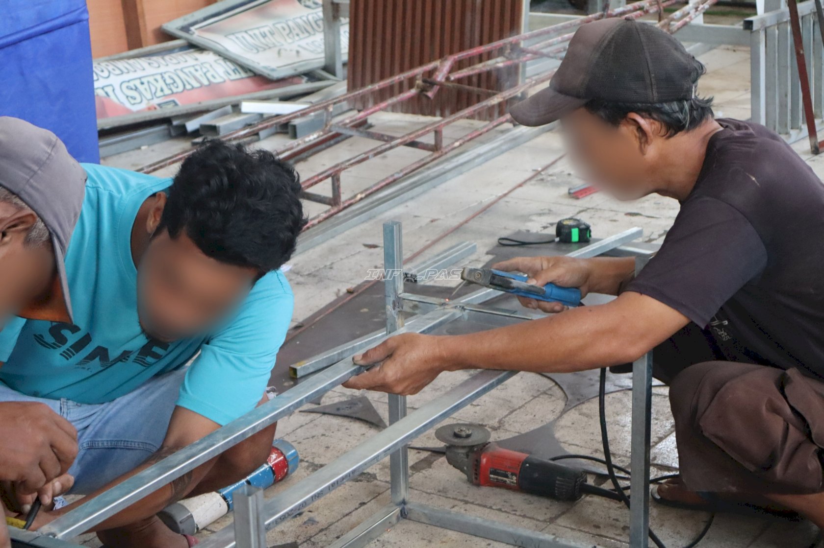 Peluang Masa Depan Cerah, Warga Binaan Lapas Ambon Terampil Produksi Meja